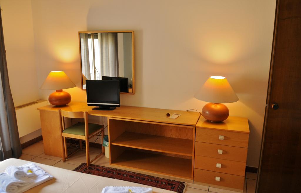 Hotel Rasula Alta Gravina di Catania Eksteriør bilde