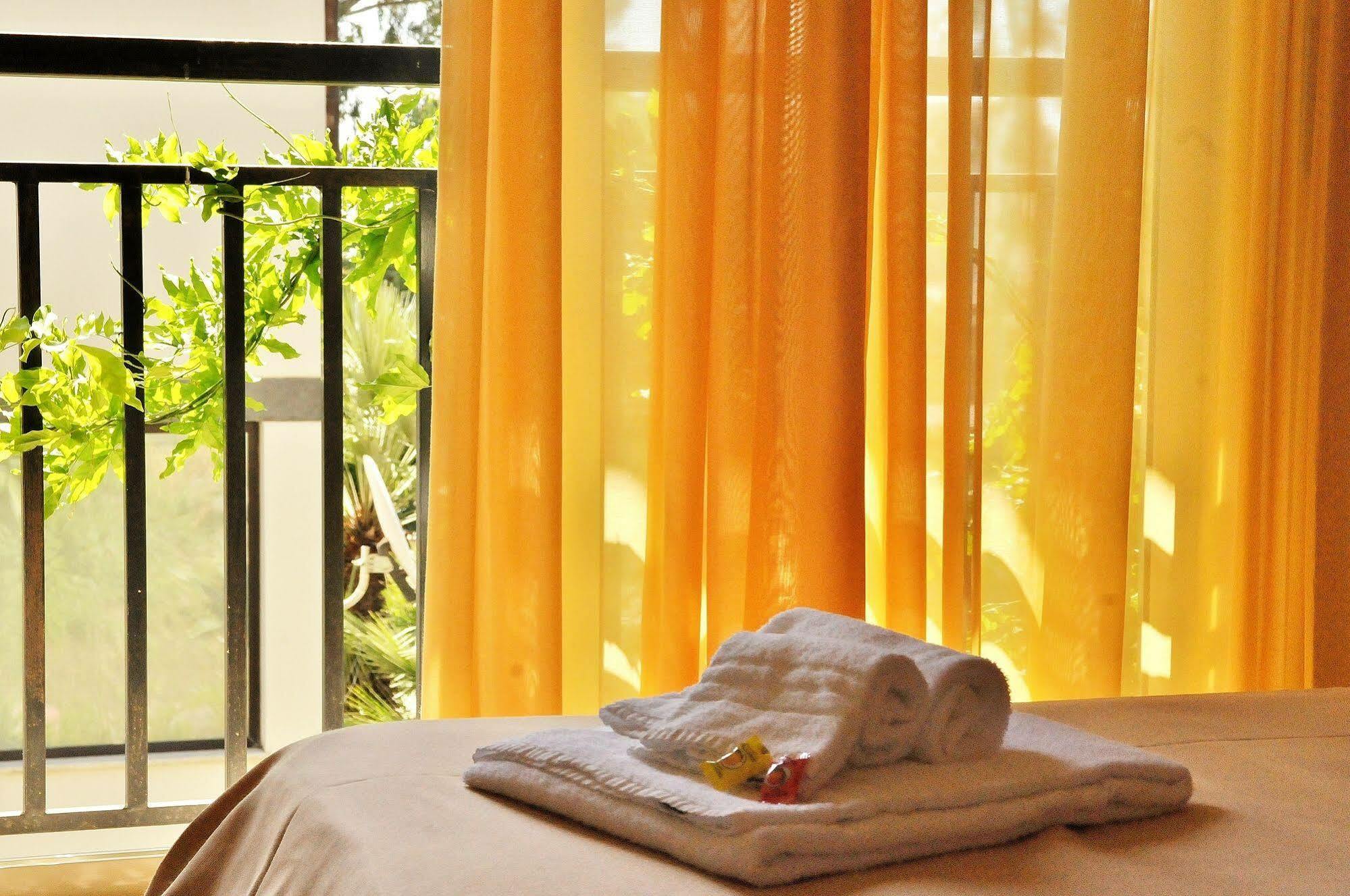 Hotel Rasula Alta Gravina di Catania Eksteriør bilde