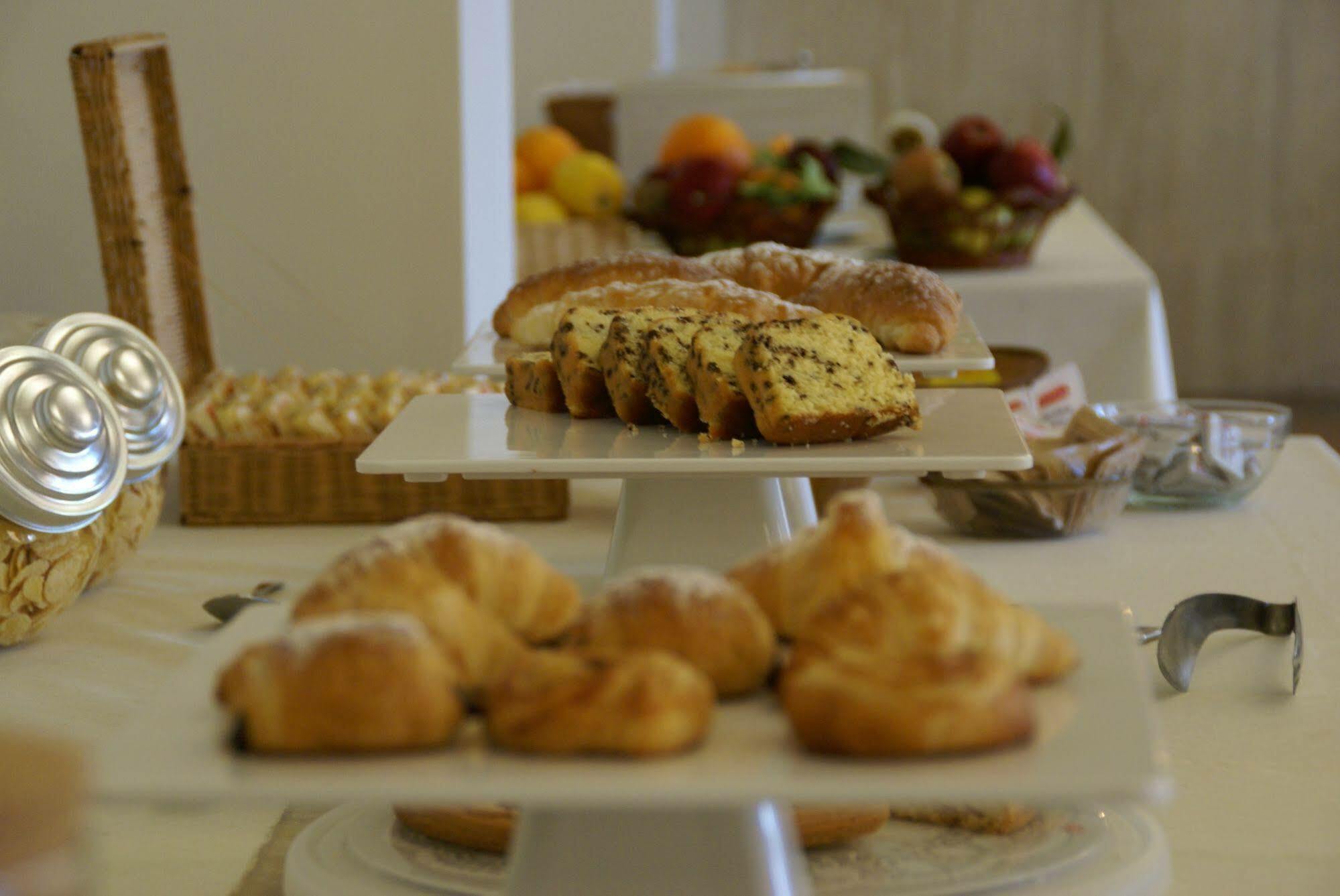 Hotel Rasula Alta Gravina di Catania Eksteriør bilde